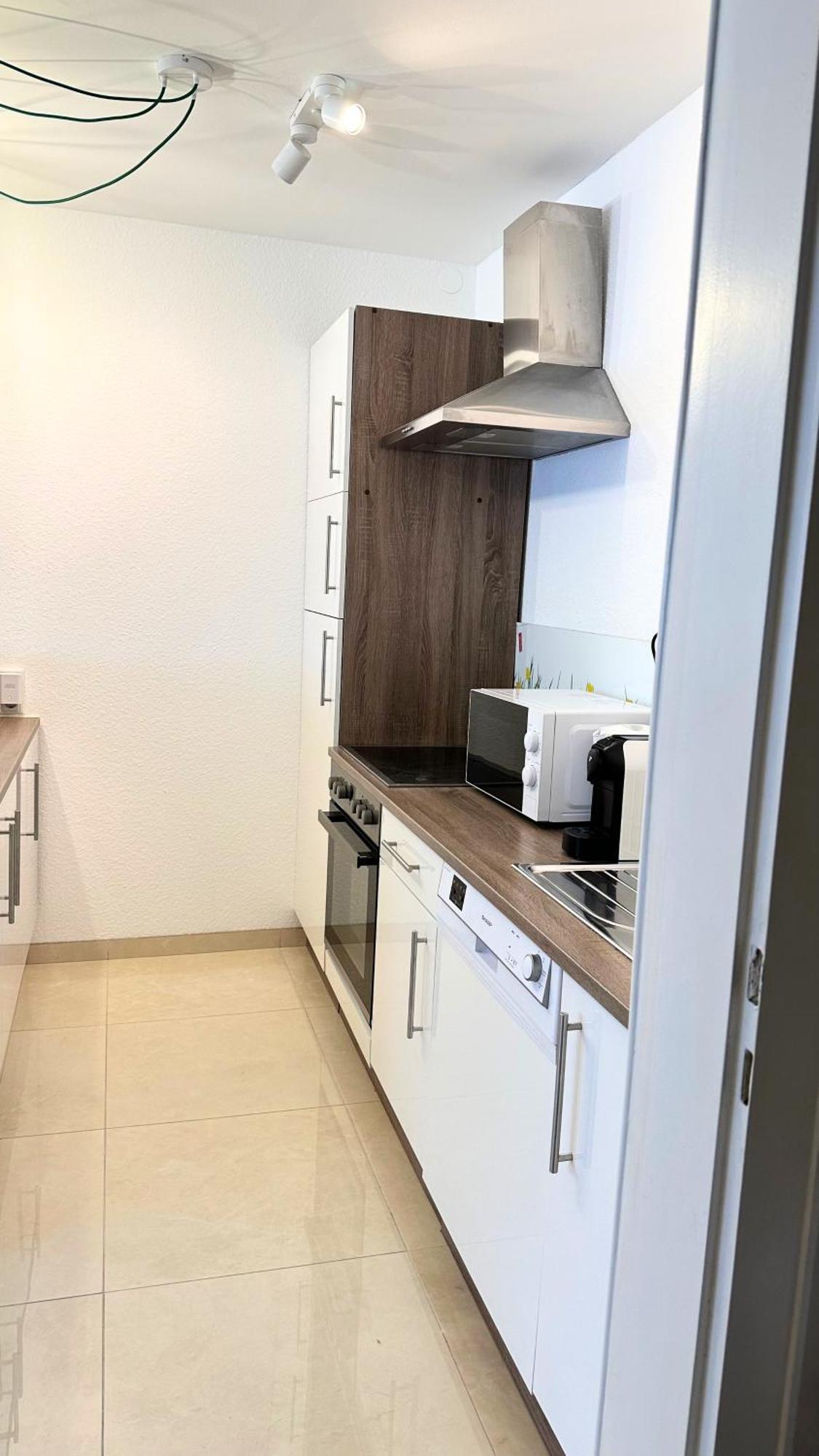 New - Cozy Apartment,Kitchen,Netflix And More Essen Kültér fotó